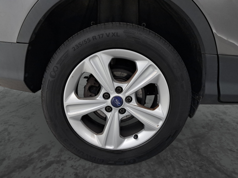 Ford Kuga, 2013