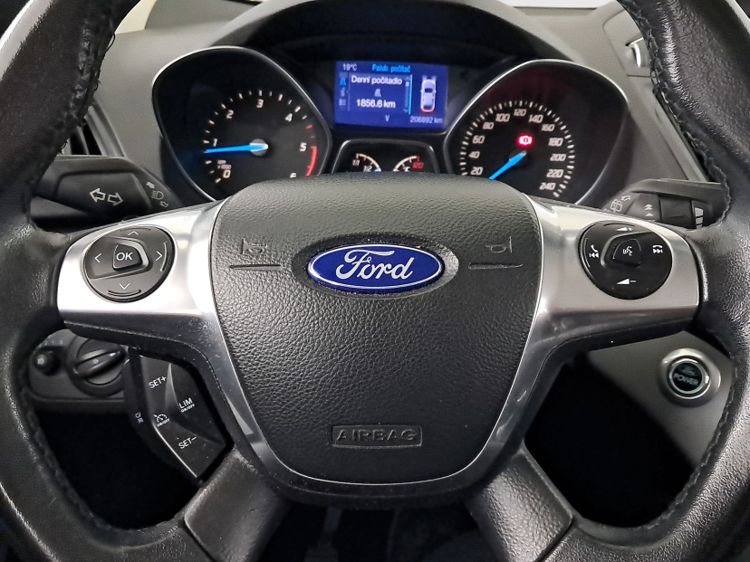 Ford Kuga, 2013