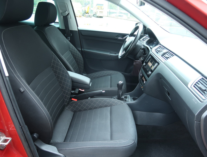 Škoda Rapid Spaceback, 2016
