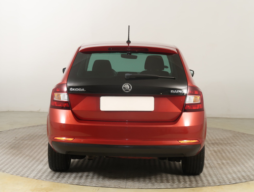 Škoda Rapid Spaceback, 2016