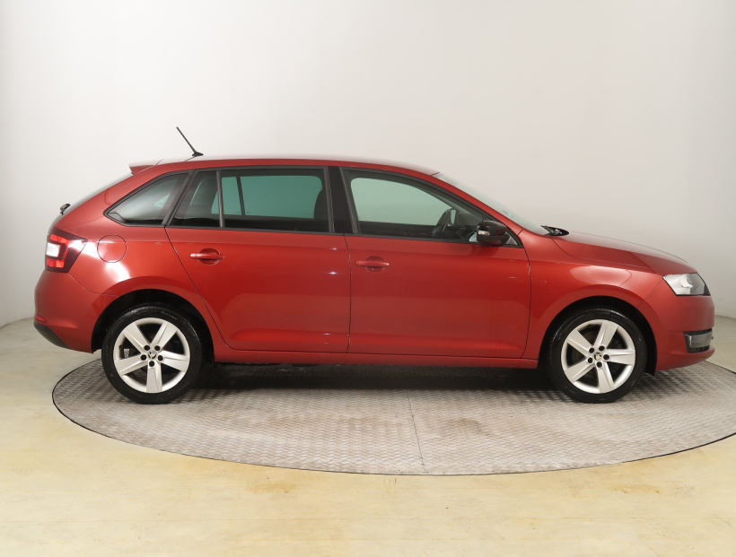 Škoda Rapid Spaceback, 2016