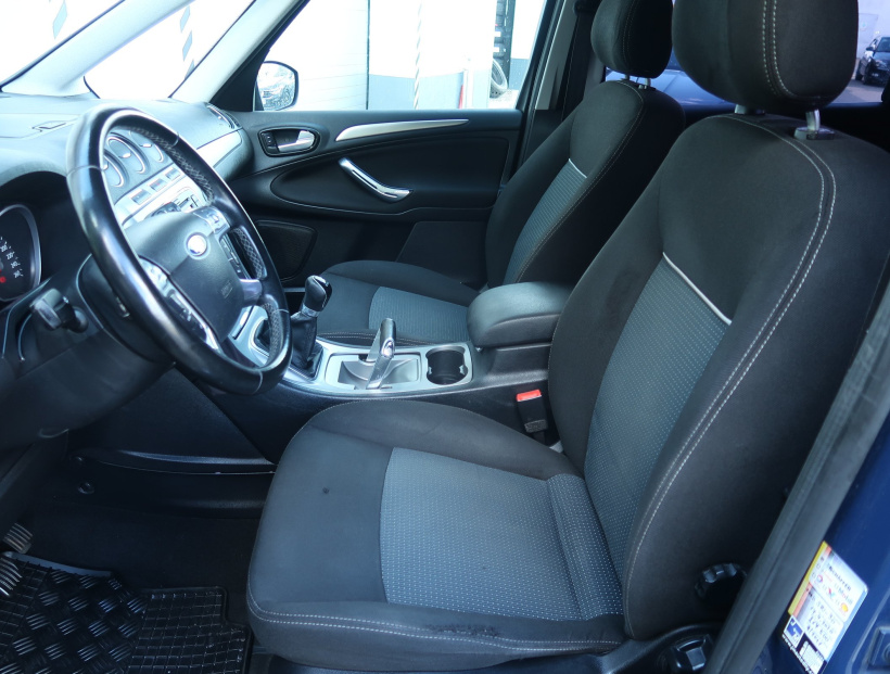 Ford Galaxy, 2011