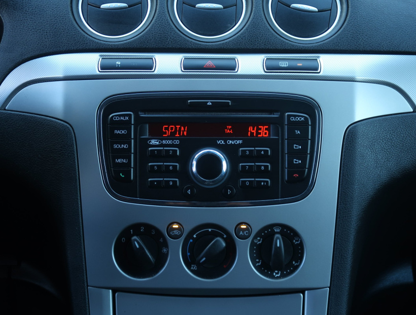 Ford Galaxy, 2011