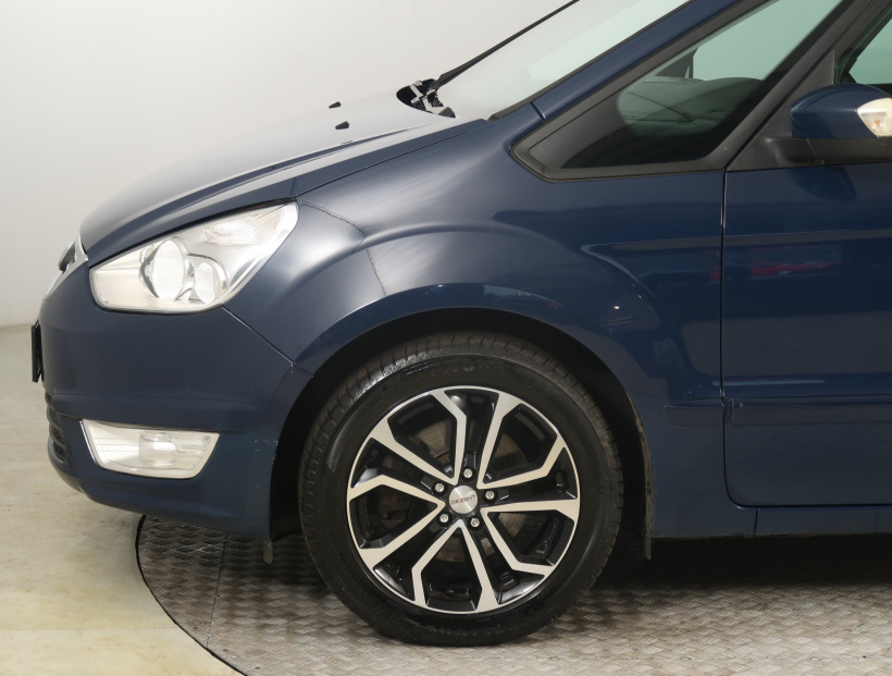 Ford Galaxy, 2011
