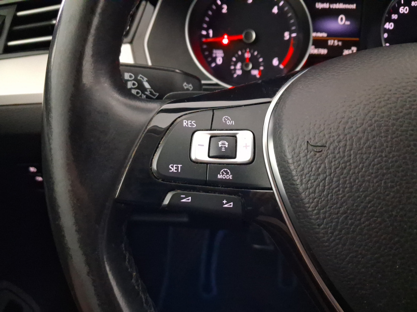 Volkswagen Passat, 2015