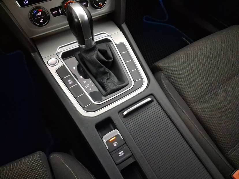 Volkswagen Passat, 2015