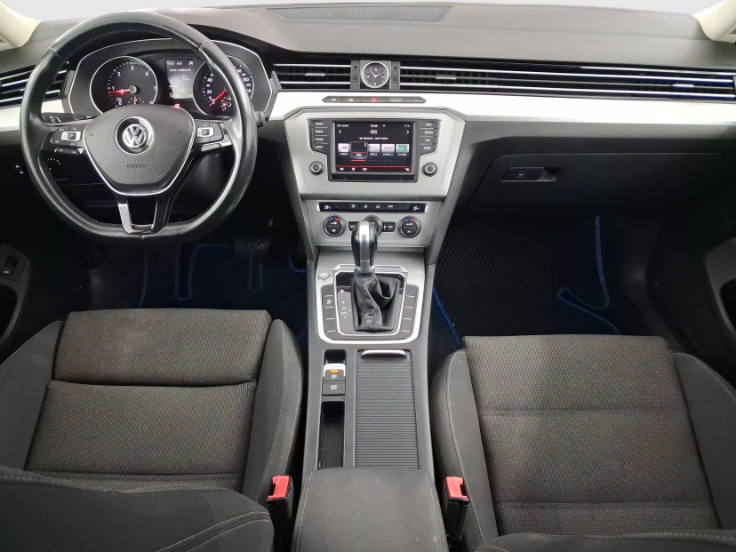 Volkswagen Passat, 2015