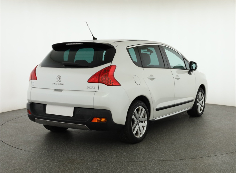 Peugeot 3008, 2012