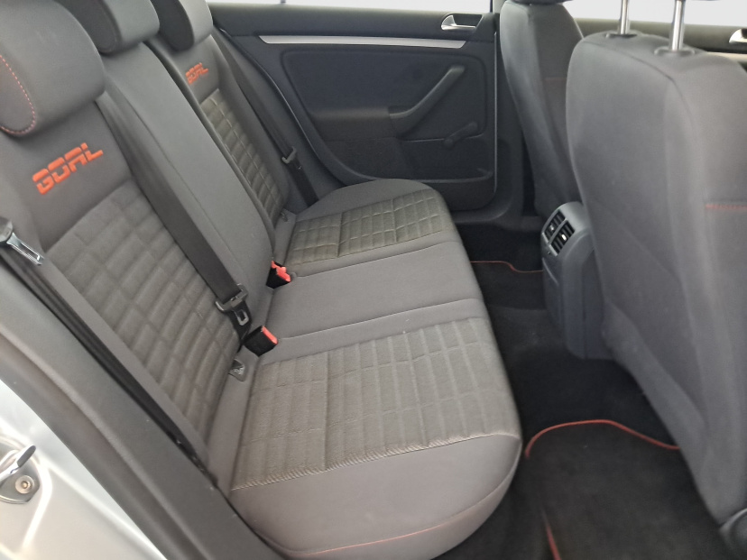 Volkswagen Golf, 2006