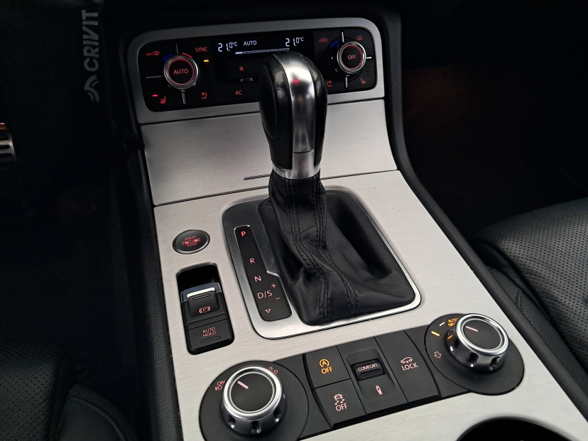 Volkswagen Touareg, 2012