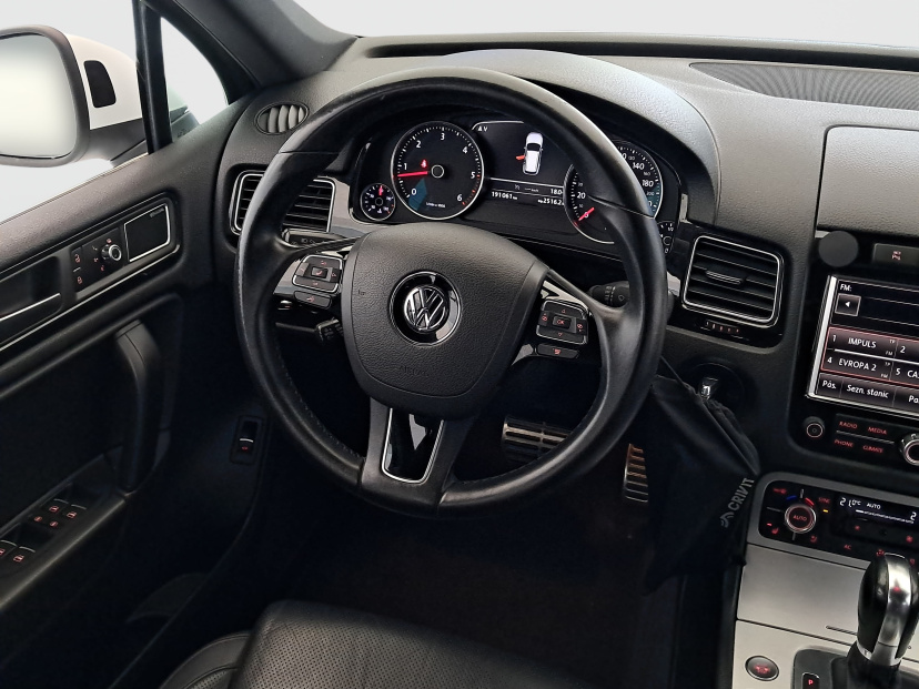 Volkswagen Touareg, 2012