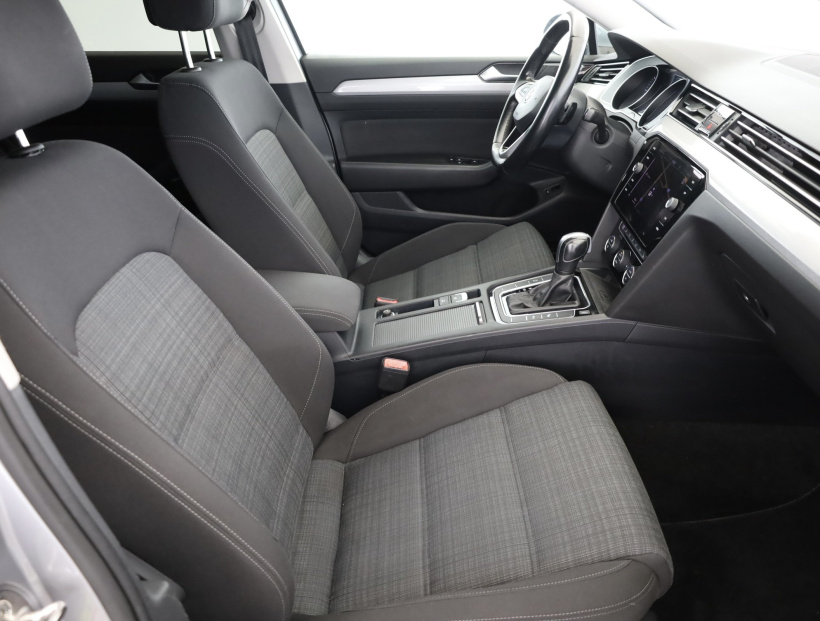 Volkswagen Passat, 2019