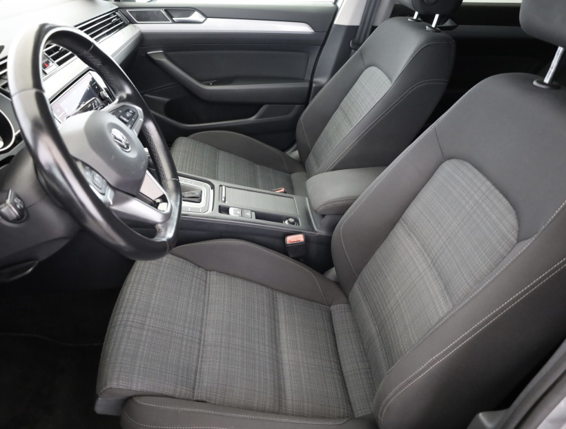 Volkswagen Passat, 2019