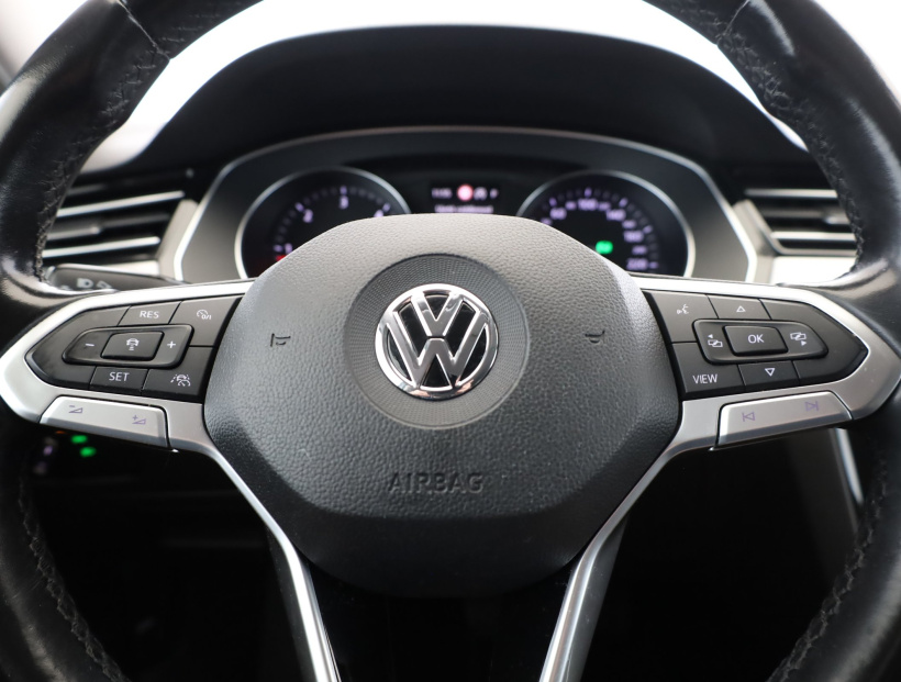 Volkswagen Passat, 2019