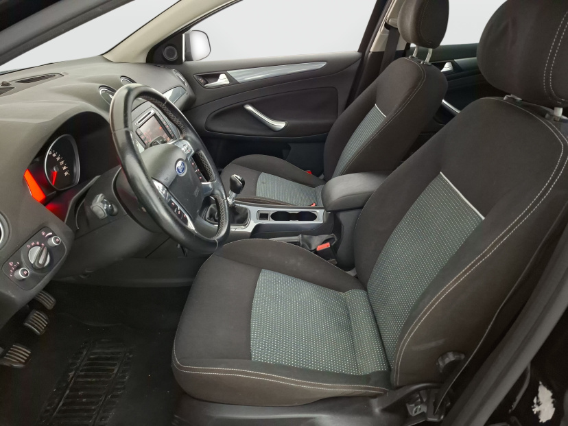 Ford Mondeo, 2010