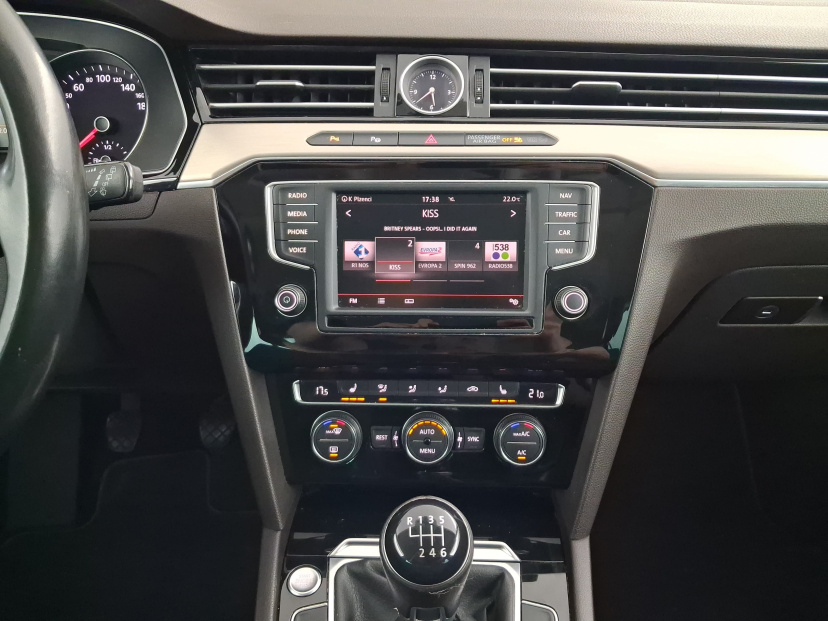 Volkswagen Passat, 2016