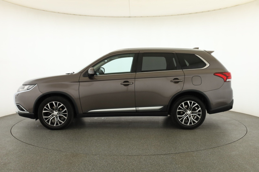 Mitsubishi Outlander, 2017