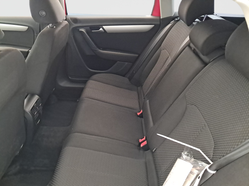 Volkswagen Passat, 2014