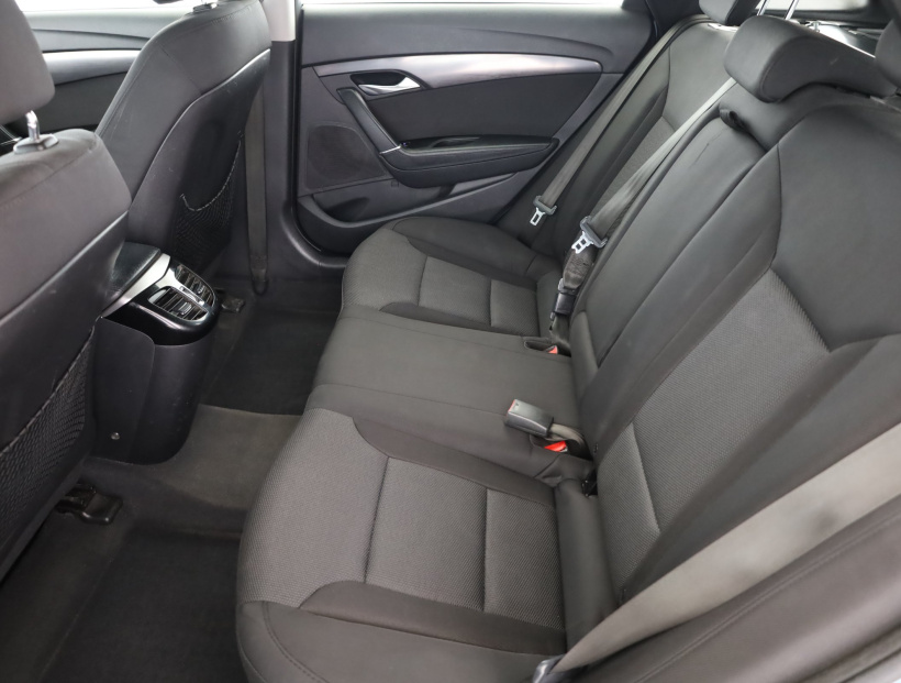 Hyundai i40, 2012