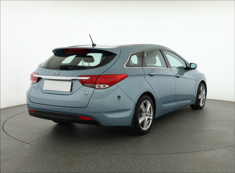 Hyundai i40, 2012