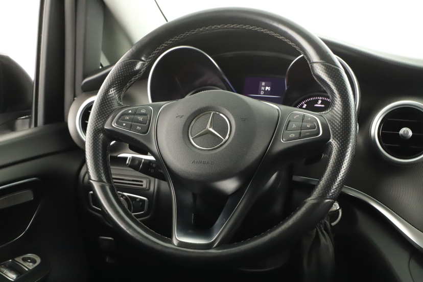 Mercedes-Benz V, 2017
