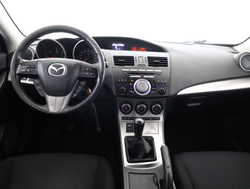 Mazda 3, 2011