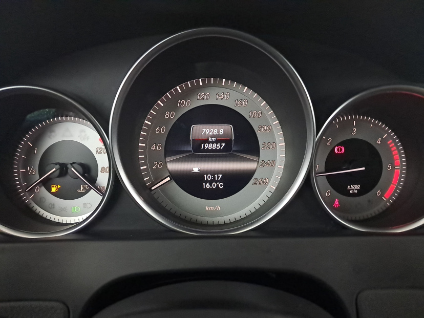 Mercedes-Benz C, 2012