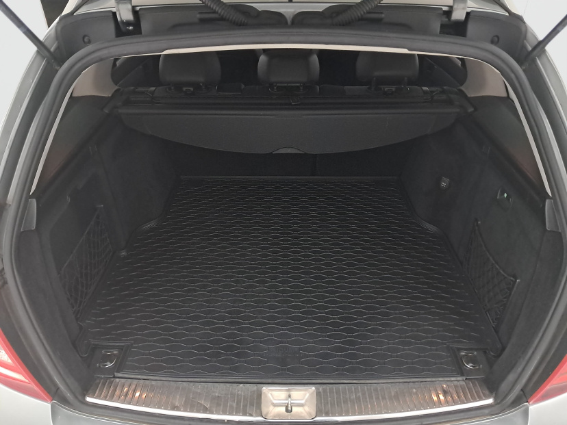 Mercedes-Benz C, 2012