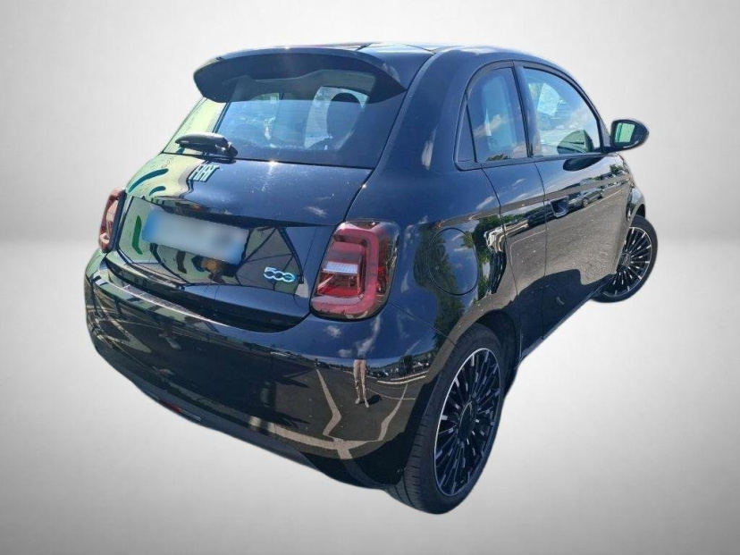 Fiat 500e, 2022