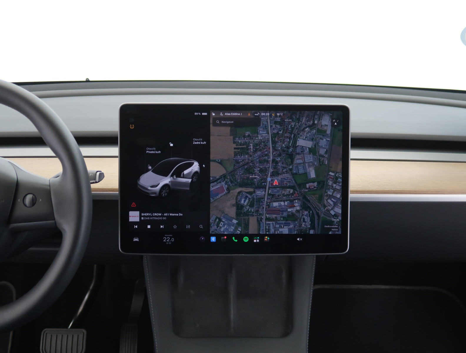 Tesla Model Y - 2023