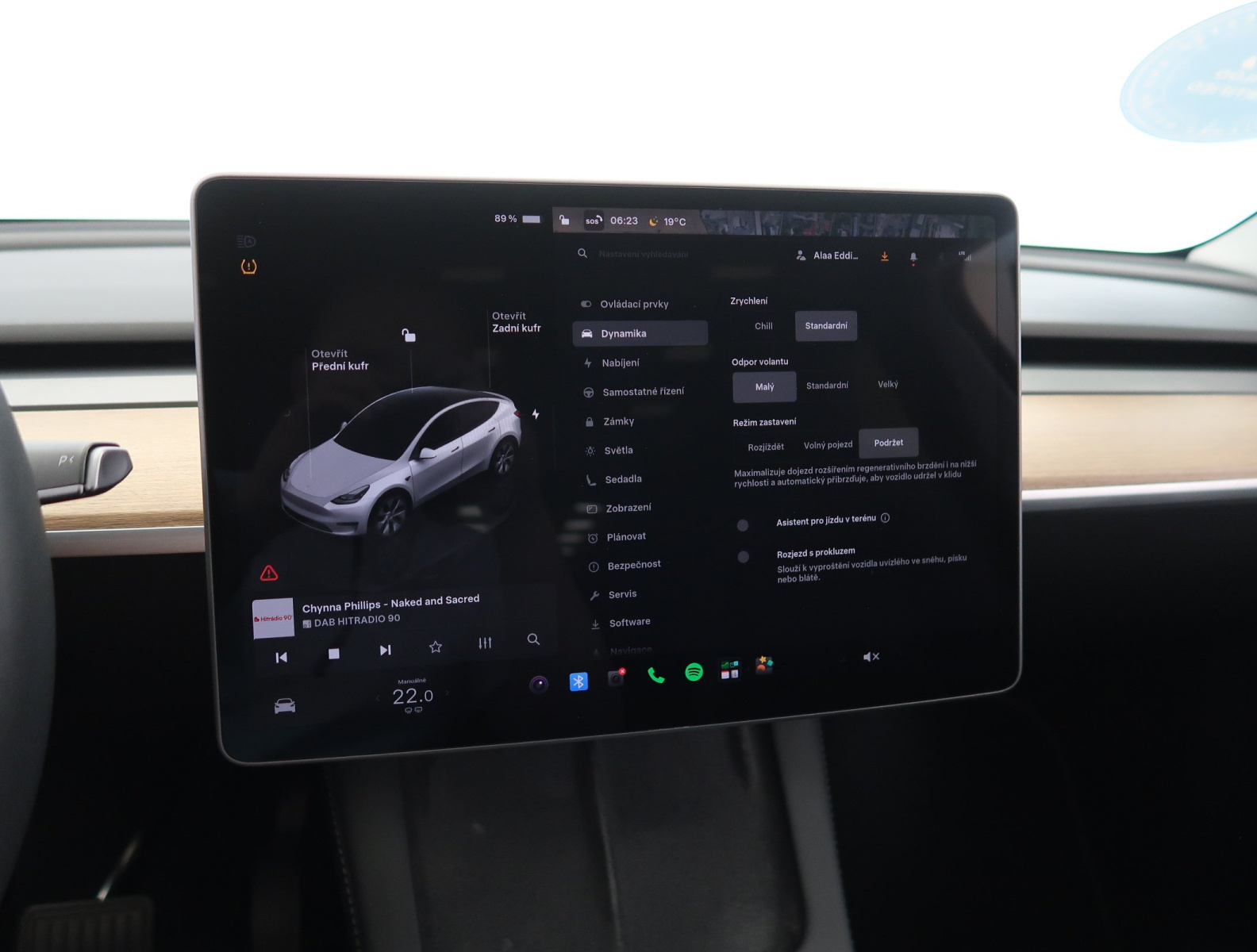 Tesla Model Y Long Range AWD – fotografie 26