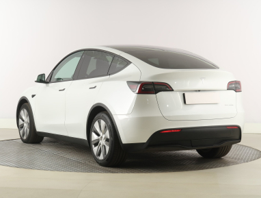 Tesla Model Y - 2023