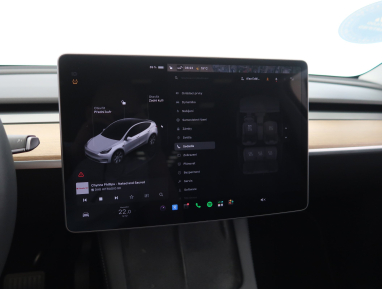 Tesla Model Y - 2023