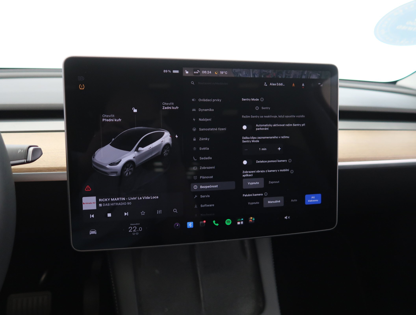 Tesla Model Y - 2023