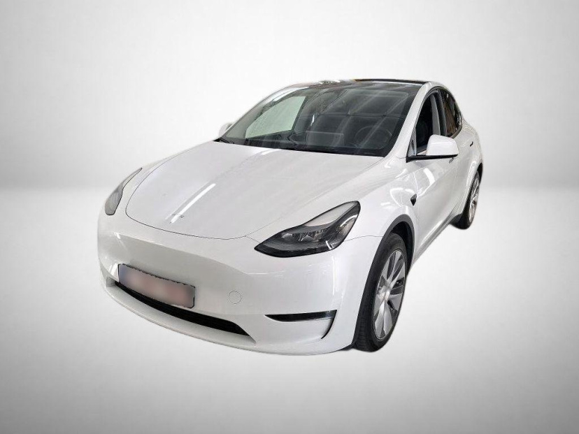 Tesla Model Y, 2023