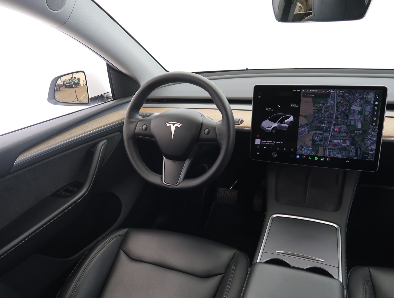 Tesla Model Y Long Range AWD – fotografie 9
