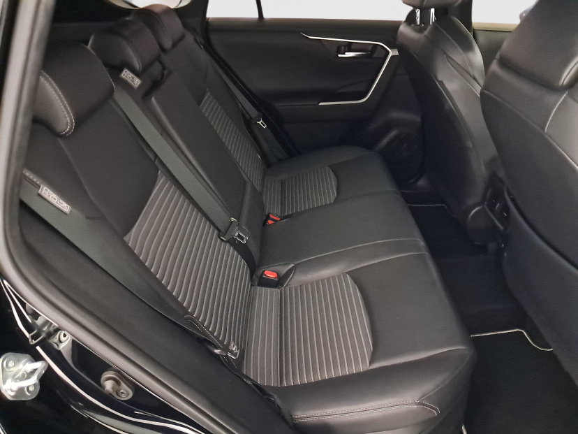 Toyota RAV 4, 2021