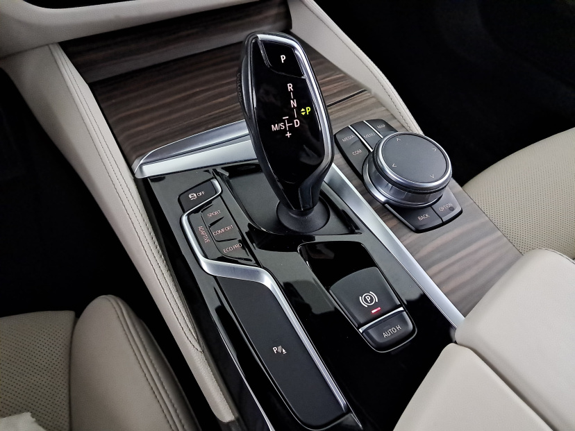 BMW 5, 2018