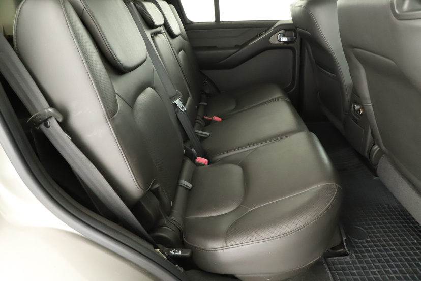 Nissan Pathfinder, 2008