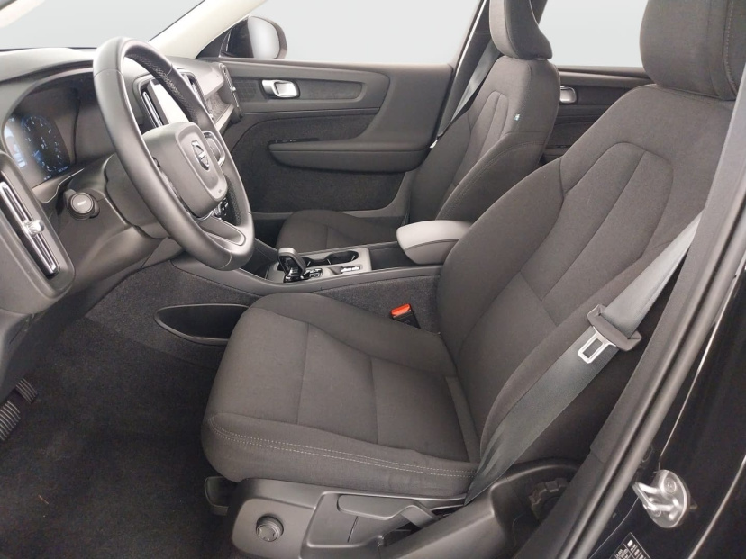 Volvo XC40, 2024