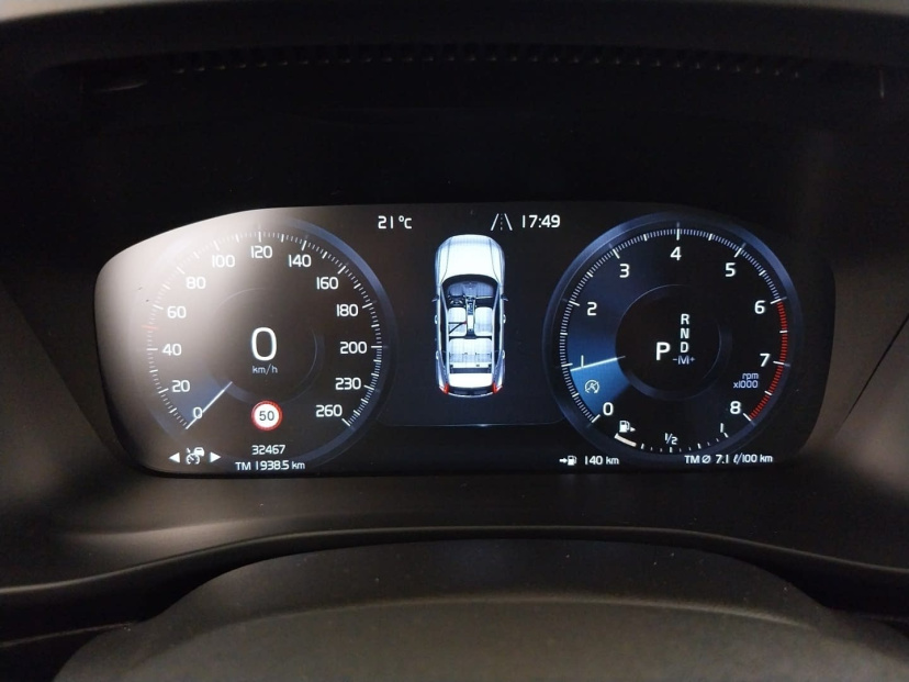 Volvo XC40, 2024