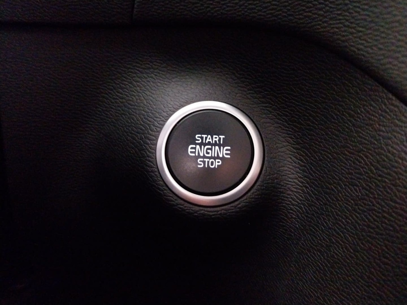 Volvo XC40, 2024