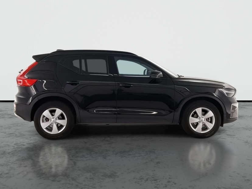 Volvo XC40, 2024