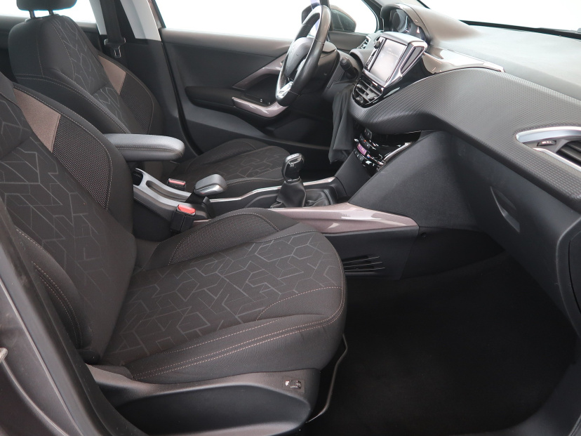 Peugeot 2008, 2016