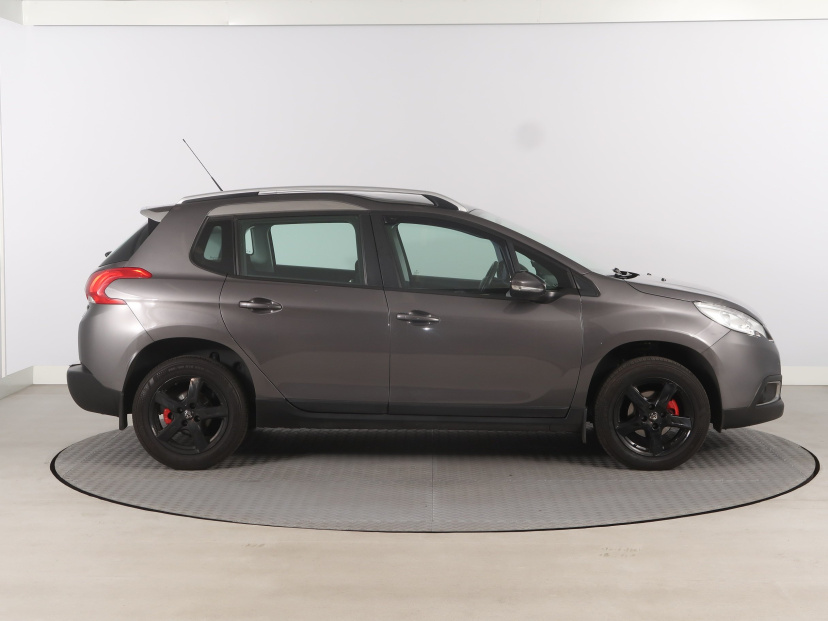 Peugeot 2008, 2016