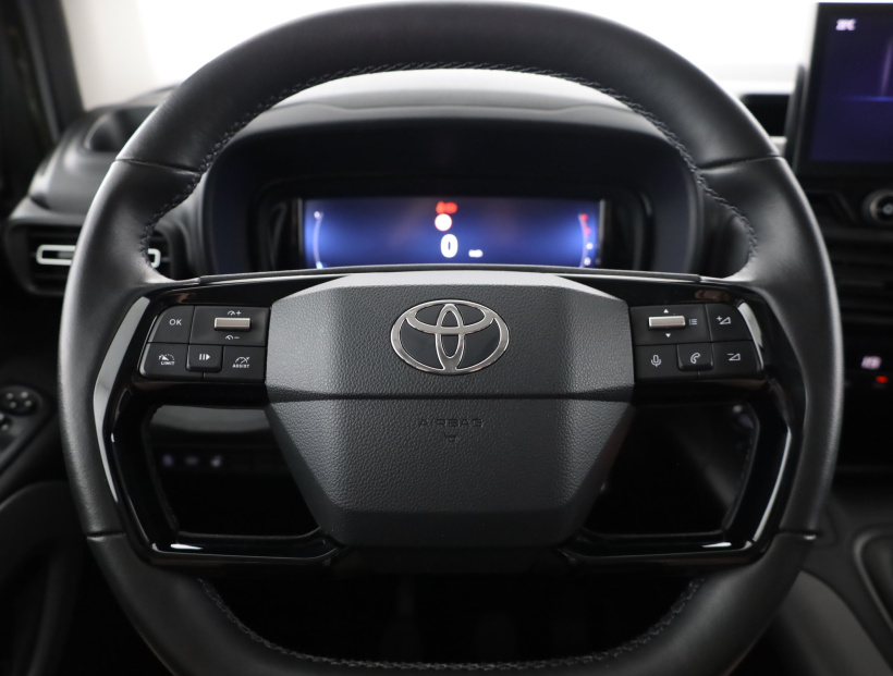 Toyota ProAce City Verso, 2025