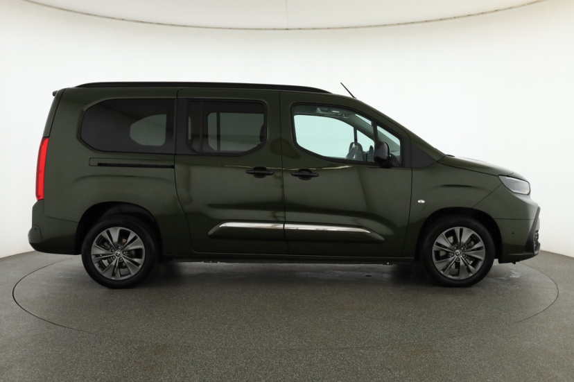 Toyota ProAce City Verso, 2025