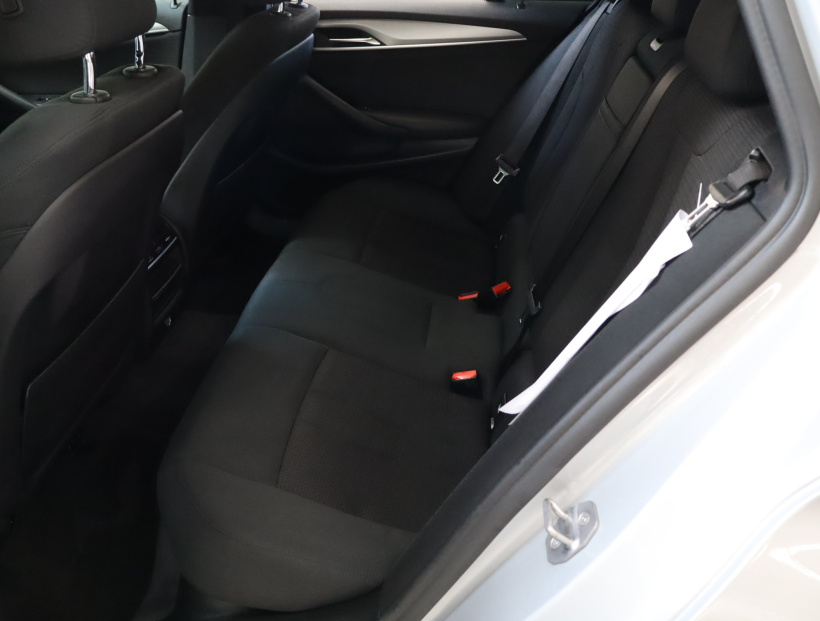 BMW 5, 2018