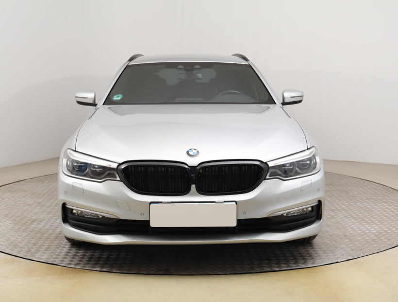 BMW 5, 2018