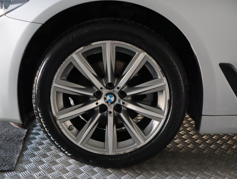 BMW 5, 2018